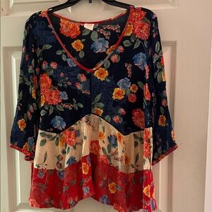 Bila Multicolor Floral V-Neck Blouse